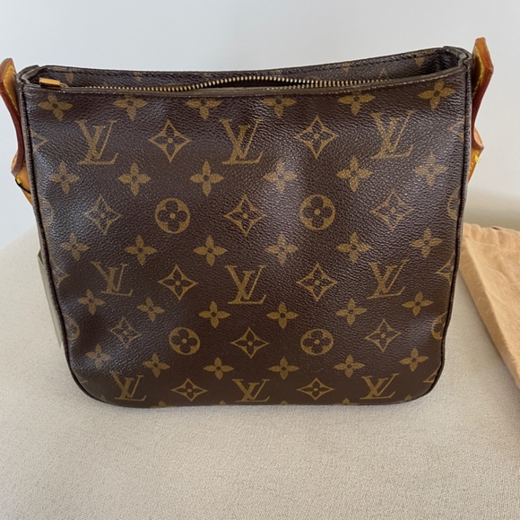 Louis Vuitton Looping MM - Picture 2 of 12